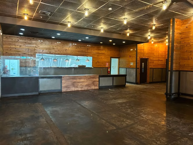 Local en obarrio listo para restaurante 