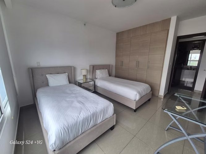 ALQUILER DE APARTAMENTO EN TOP TOWER  - Imagen 5