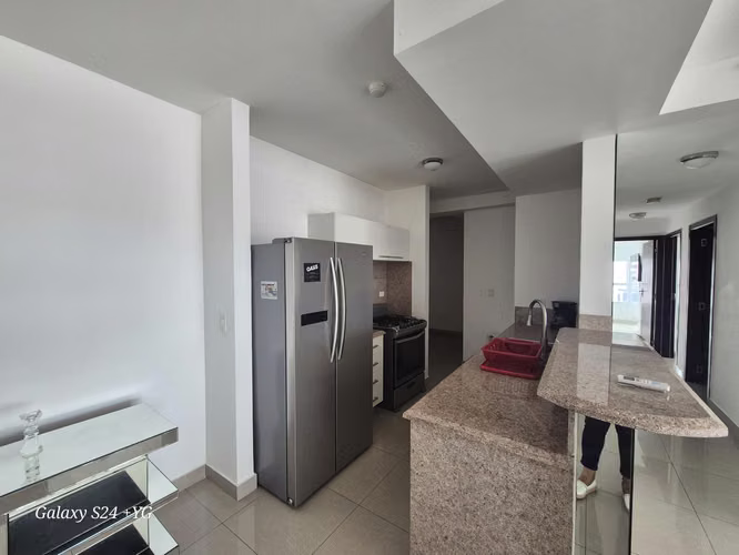 ALQUILER DE APARTAMENTO EN TOP TOWER  - Imagen 3