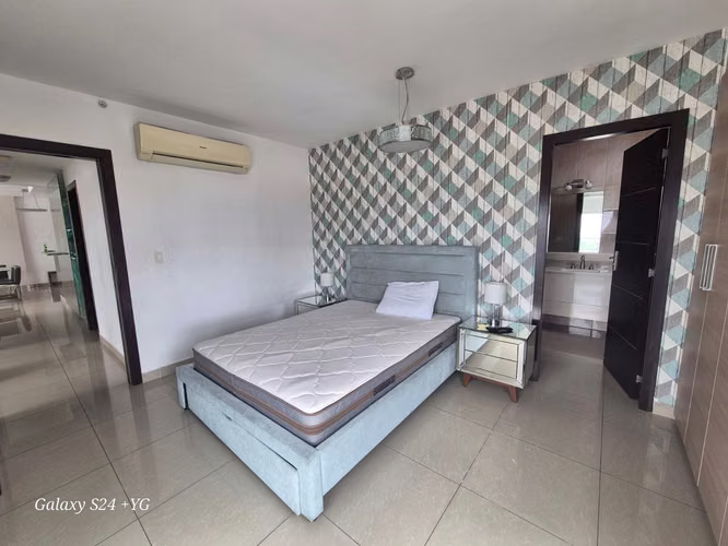 ALQUILER DE APARTAMENTO EN TOP TOWER  - Imagen 9