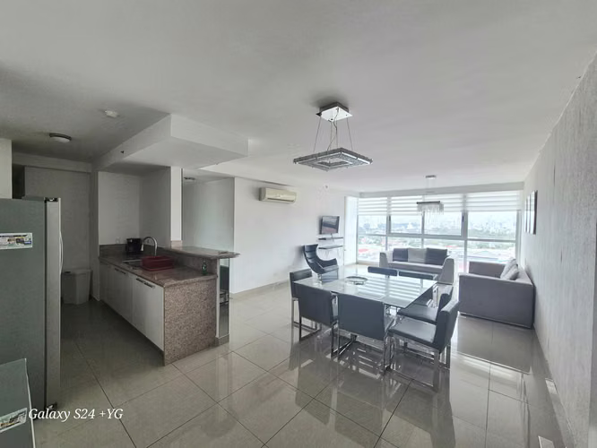 ALQUILER DE APARTAMENTO EN TOP TOWER  - Imagen 2