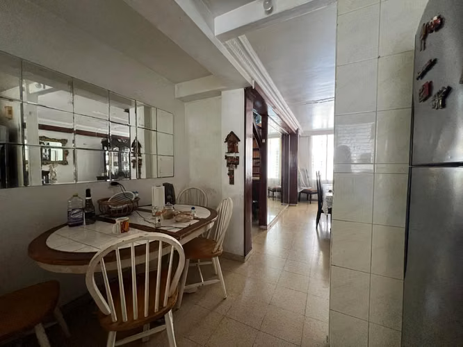 CASA EN VENTA EN CHANIS – AMPLIA PROPIEDAD DE DOS PLANTAS