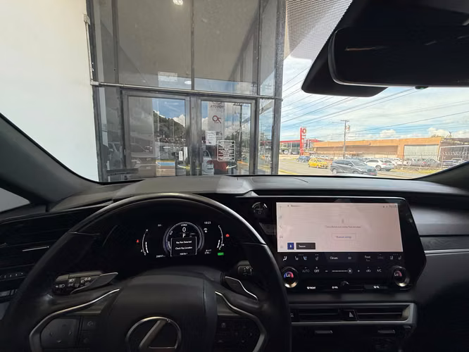 LEXUS RX350H 2024 - Imagen 8
