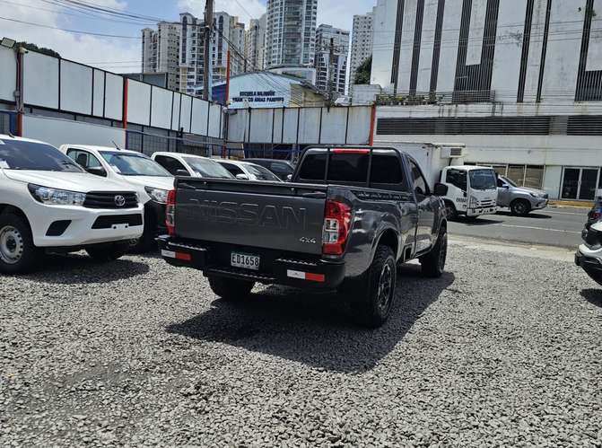 Nissan Frontier NP300 4x4 2023
