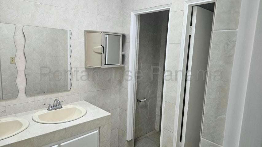 Alquila Oficina de 207 m² en PH Vall Halla, Vía Grecia (El Carmen) GB - Imagen 8