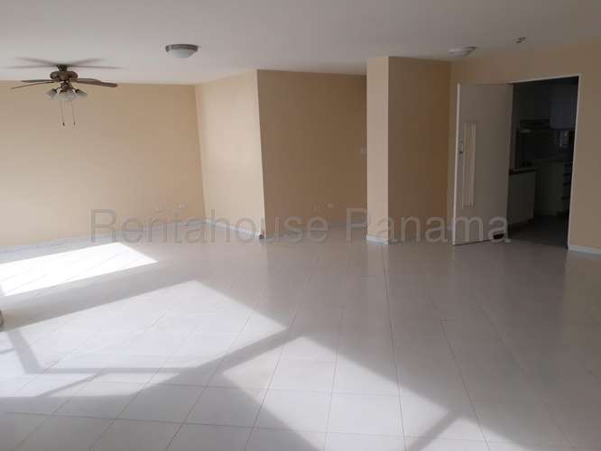 VENTA DE APARTAMENTO EN AVENIDA BALBOA ABS