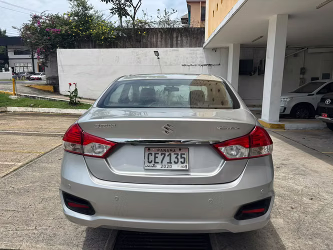 SUZUKI CIAZ 2017 AUTOMATICO - Imagen 5