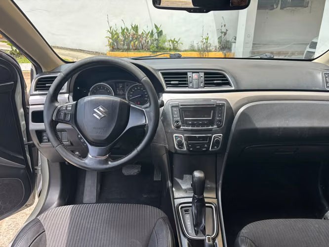 SUZUKI CIAZ 2017 AUTOMATICO - Imagen 7