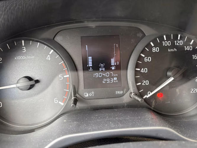 NISSAN FRONTIER NP300 - Imagen 9