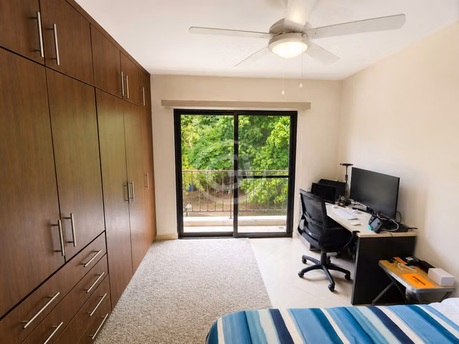 Venta Apartamento Embassy Club Courtyard Cerca a Casa Club - Imagen 13