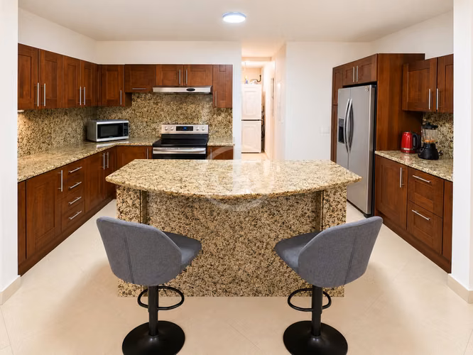 Venta Apartamento Embassy Club Courtyard Cerca a Casa Club - Imagen 5