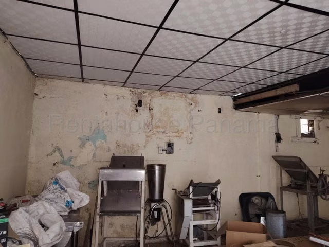 Venta de edificio de alquiler Colon, 26GC3098 (apartamento y Local)
