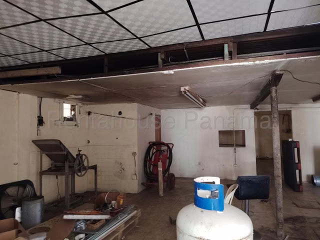 Venta de edificio de alquiler Colon, 26GC3098 (apartamento y Local)