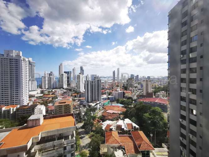 VENTA DE APARTAMENTO EN LA CRESTA MCD25-7327