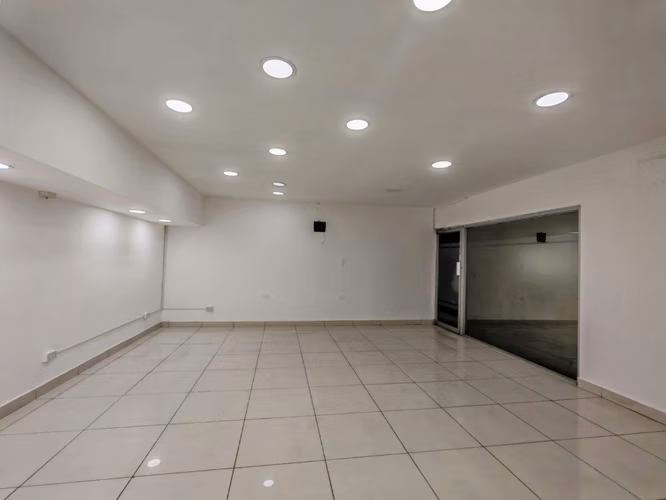 LOCAL COMERCIAL DE 96 m² EN ALQUILER | VÍA RICARDO J. ALFARO