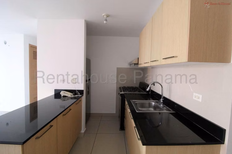 Apartamento con balcón y área social en Vía España | 2 recámaras | $1,050 | KDC 27-2612 - Imagen 11
