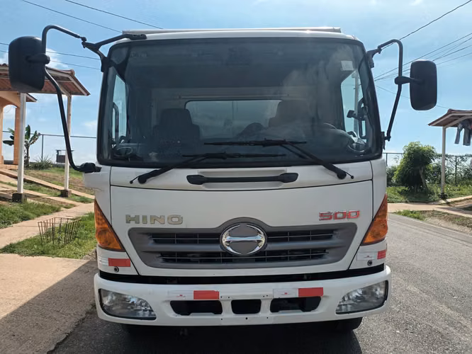 VENTA DE CAMIÓN HINO - Imagen 2