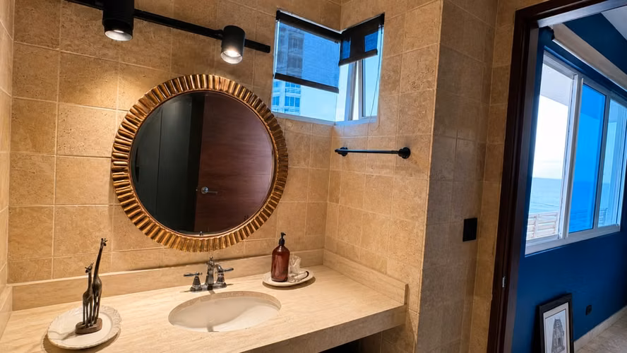 Se Alquila Amplio Apartamento de 354 m² en Costa del Este – Vista al Mar y Acabados de Lujo - Imagen 9