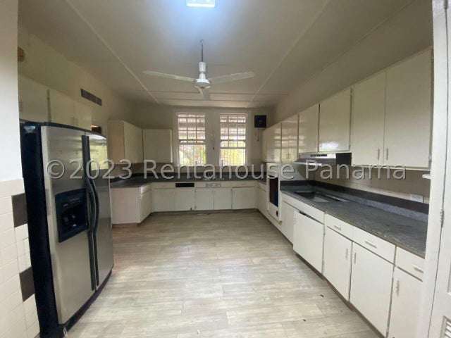Se vende casa en Albrook GCEA27-1744