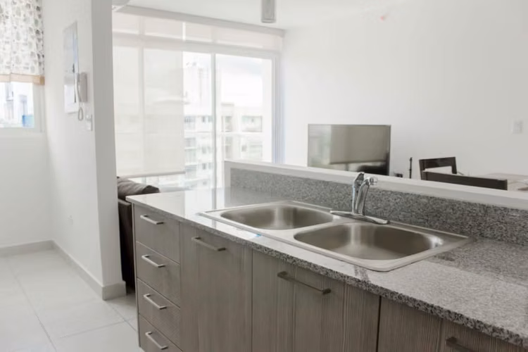 VENDO APARTAMENTO EN VIA ESPAÑA, PH METROPOLITAN PARK, FRENTE AL METRO - Imagen 15