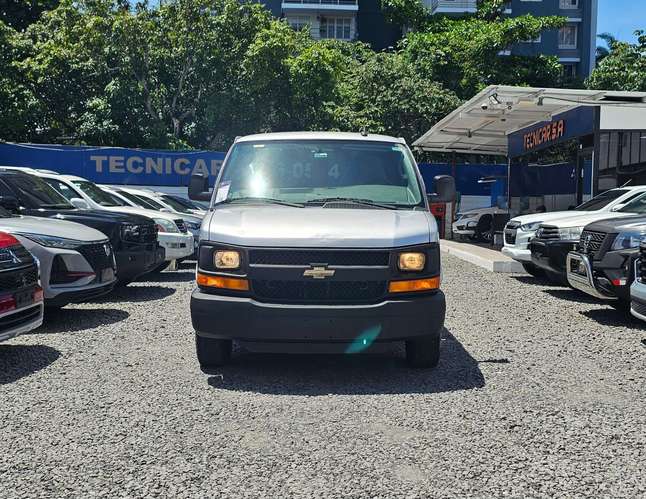 Chevrolet Express  - Imagen 2