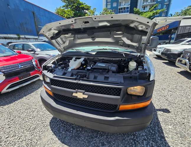 Chevrolet Express  - Imagen 10