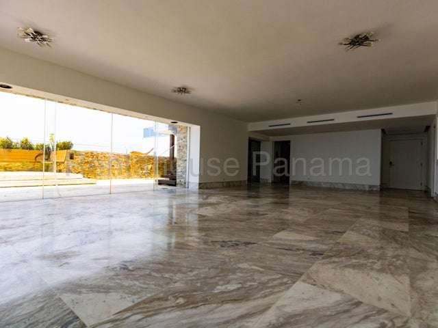 J2805GRR Venta de Apartamento en Avenida Balboa 