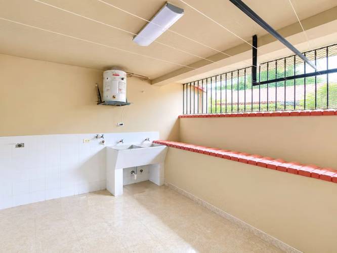 Casa en Dos Mares I 3 Rec I con balcón y 4 parking - Imagen 14
