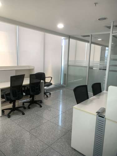 Alquilo, Oficina moderna de 188 m² en Panamá Provincia con vista al mar y 3 estacionamientos - Imagen 8