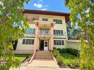 Casa en Venta en Albrook VIK 27-1082