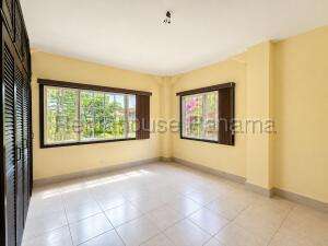 Casa en Venta en Albrook VIK 27-1082