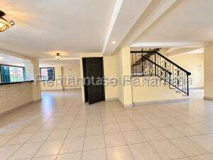 Casa en Venta en Albrook VIK 27-1082