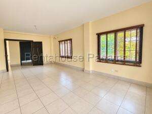 Casa en Venta en Albrook VIK 27-1082