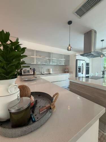 Se Alquila Exclusiva Casa Amoblada con Piscina Privada en Costa Esmeralda – Costa Sur - Imagen 7