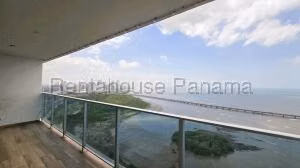 Apartamento en Venta en Coco del Mar PH Nautica VIK 27-1313