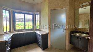 Casa en Venta en Costa Sur PH Sunset Coast VIK 27-1038