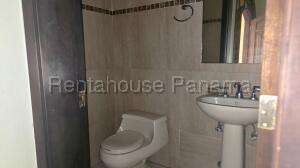 Casa en Venta en Costa Sur PH Sunset Coast VIK 27-1038