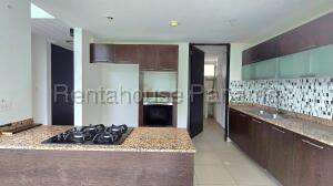 Casa en Venta en Costa Sur PH Costa Sur Village VIK 27-1968