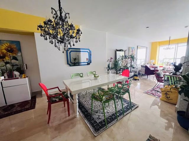 El hogar de tus sueños sobre la Avenida Balboa ID 27328