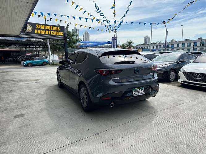 Mazda 3 2024