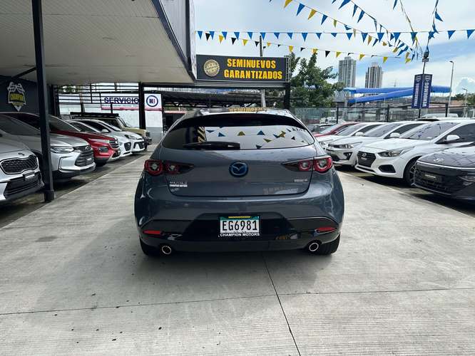 Mazda 3 2024