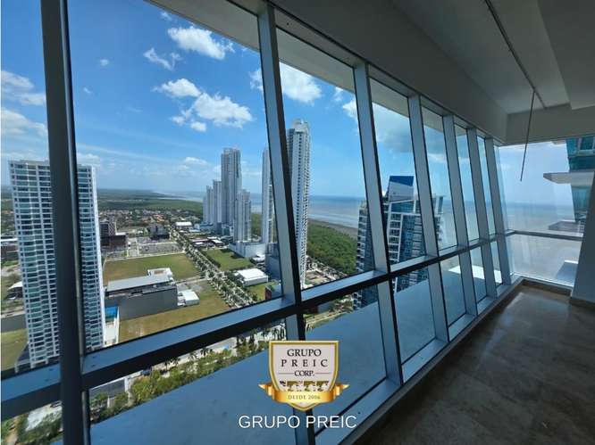 Apartamento en Venta Costa del Este Ph Titanium CC