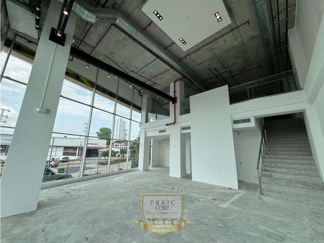 Alquilo local comercial en Plaza de El Dorado L.T