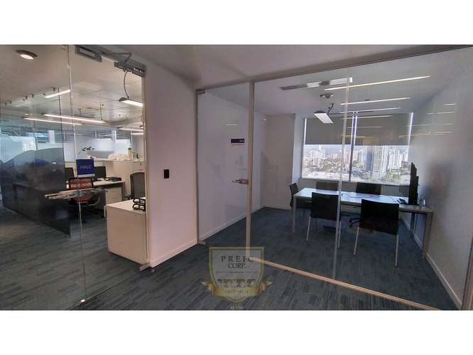 Alquilo piso completo de oficinas en Torre de Las Américas L.T