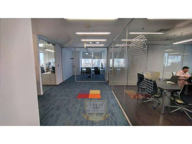 Alquilo piso completo de oficinas en Torre de Las Américas L.T