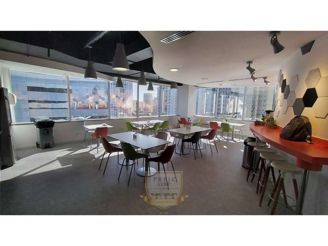 Alquilo piso completo de oficinas en Torre de Las Américas L.T