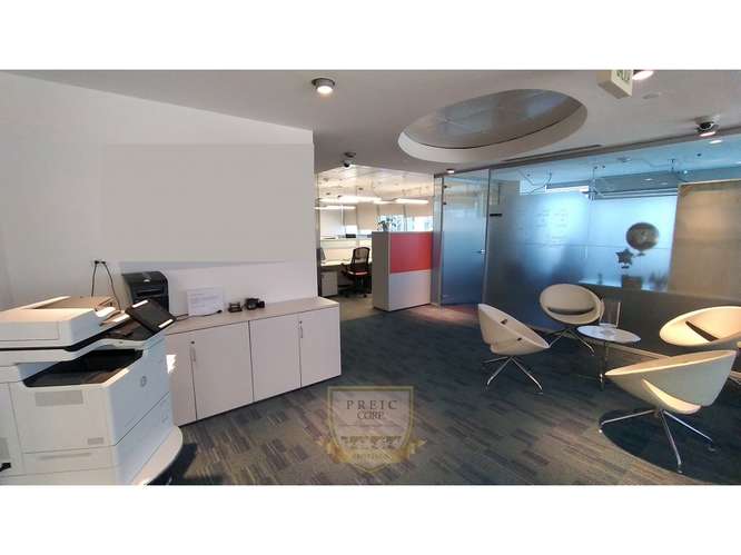 Alquilo piso completo de oficinas en Torre de Las Américas L.T