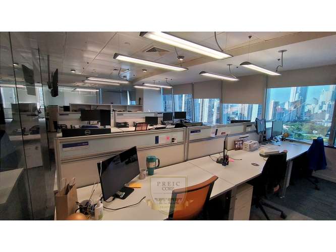 Alquilo piso completo de oficinas en Torre de Las Américas L.T