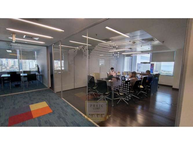 Alquilo piso completo de oficinas en Torre de Las Américas L.T
