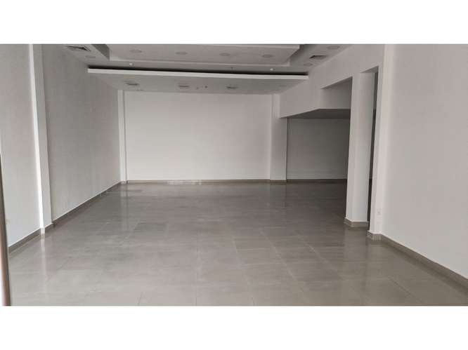 Alquiler de Local en Planta Baja | Plaza Multimall, Via Israel - Imagen 4